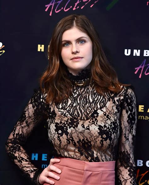 Alexandra Daddario : r/Celebhub